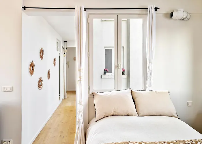 Apartment Saint Sulpice Towers